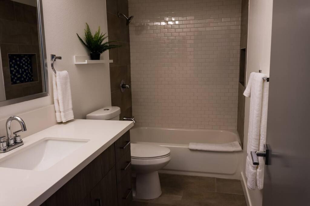 Stylish 2 Bed 1 And Half Bath Apartment Near Sofi Stadium, Lax, Forum Inglewood Luaran gambar